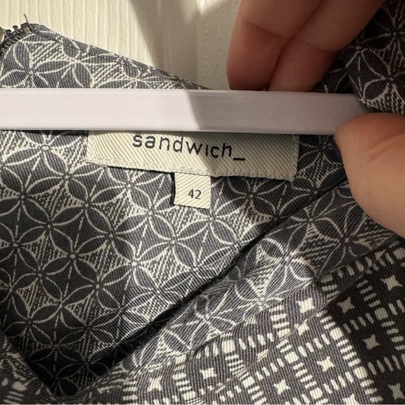 Chic Grey and White Patterned Dress Pockets From Sandwich_ Size EU 42 (US 12) - Picture 4 of 11